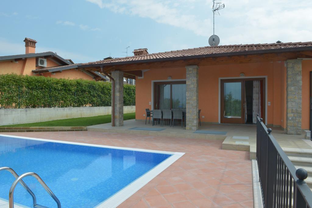 Villa Artemia Manerba del Garda Værelse billede