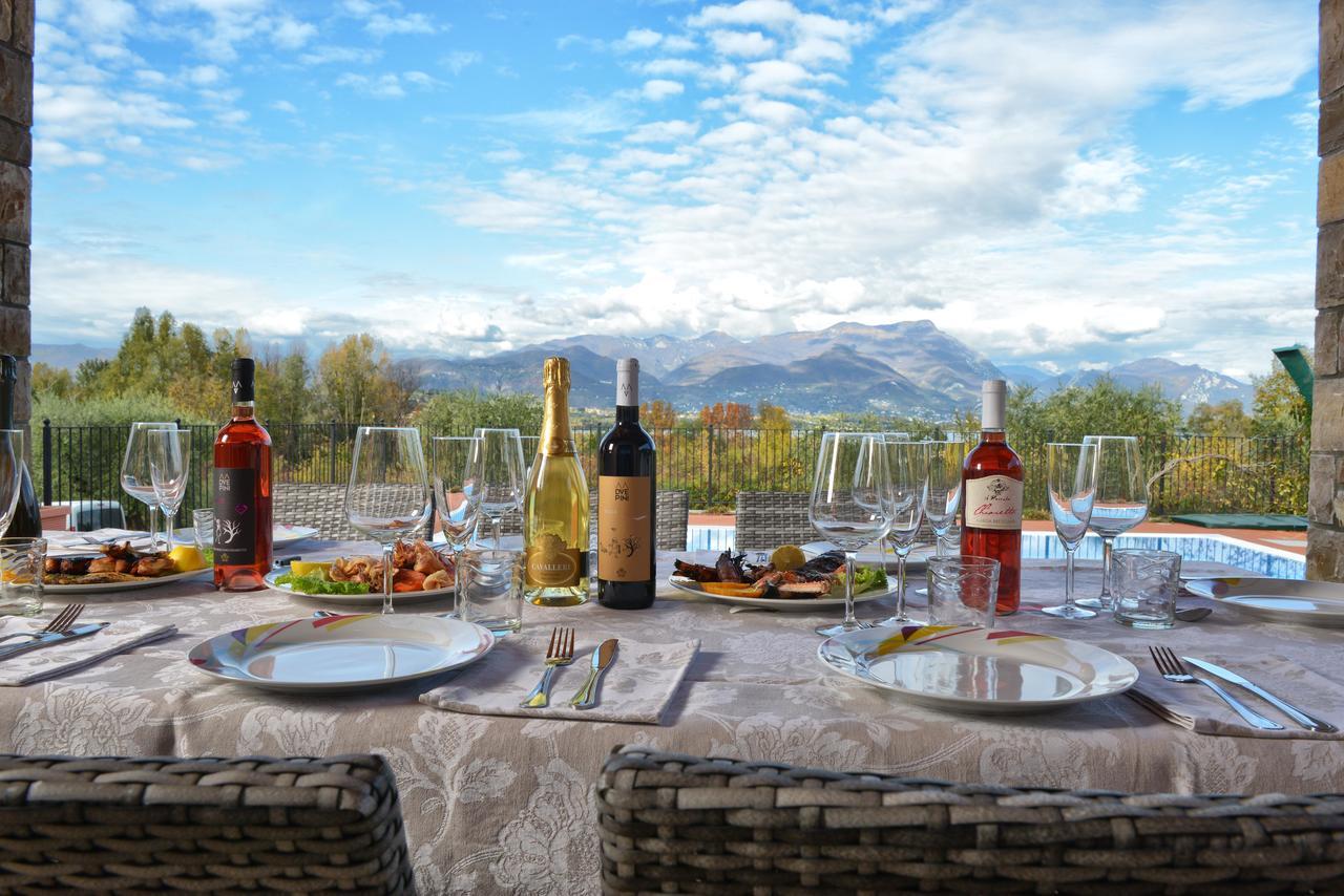 Villa Artemia Manerba del Garda Eksteriør billede