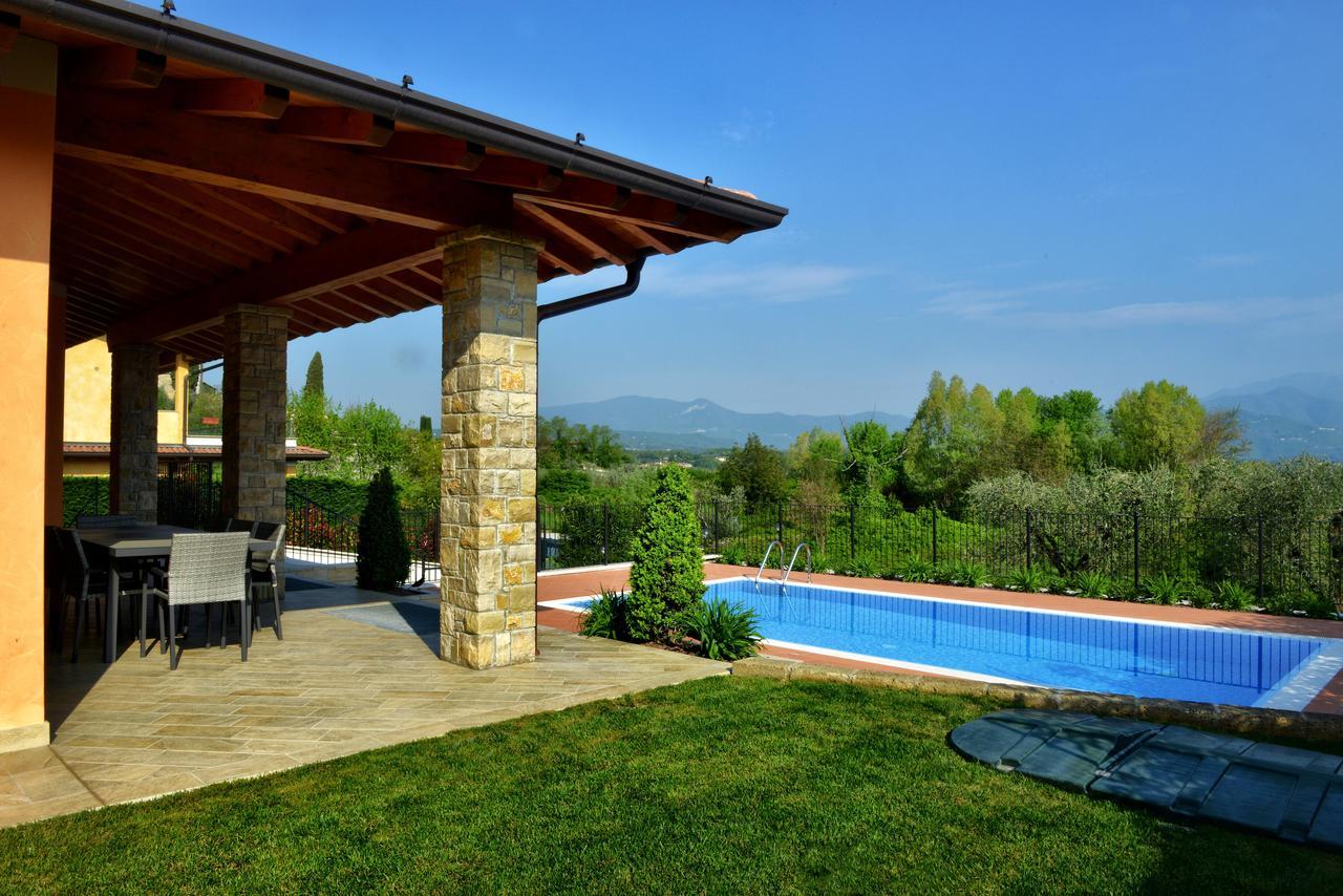 Villa Artemia Manerba del Garda Eksteriør billede